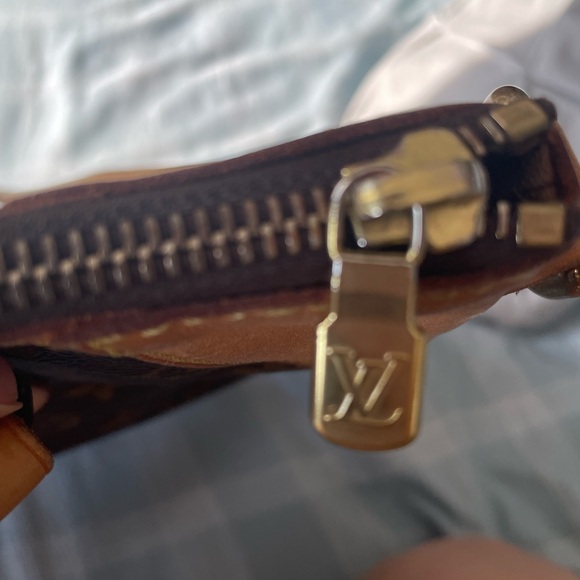 Louis Vuitton Classic Monogram Brown Tote - Picture 5 of 16